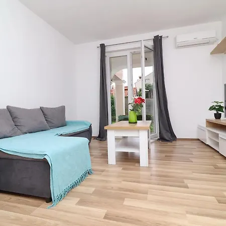 Apartment Charming Ana *
